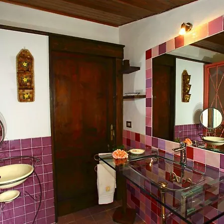 Casa Conti Di Sotto *
